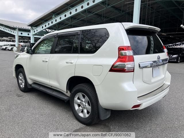 toyota land-cruiser-prado 2017 quick_quick_CBA-TRJ150W_TRJ150-0075201 image 2