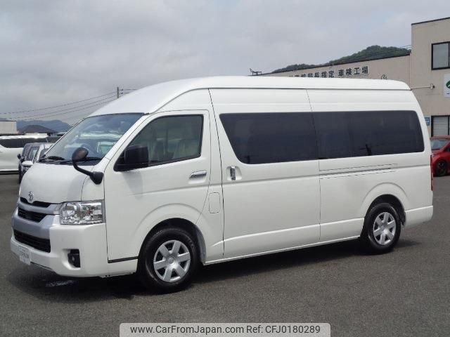 toyota hiace-commuter 2024 GOO_JP_700080015330240906001 image 1