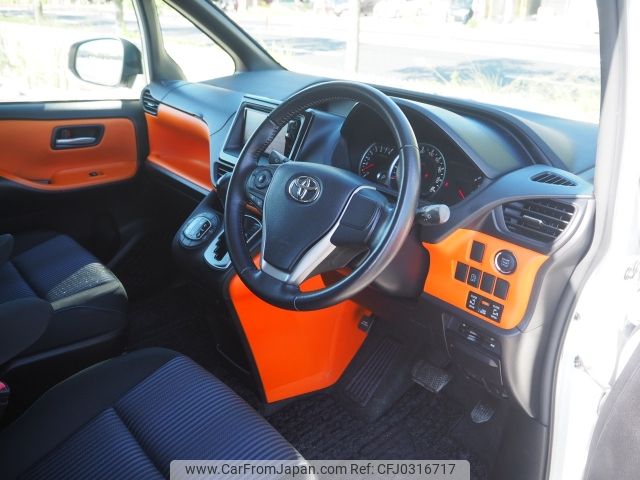 toyota voxy 2014 -TOYOTA--Voxy DBA-ZRR80W--ZRR80-0046411---TOYOTA--Voxy DBA-ZRR80W--ZRR80-0046411- image 2