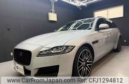 jaguar xf 2018 -JAGUAR 【神戸 383ﾕ1117】--Jaguar XF Series DBA-JBS2XC--SAJBB2AX7JCY61882---JAGUAR 【神戸 383ﾕ1117】--Jaguar XF Series DBA-JBS2XC--SAJBB2AX7JCY61882-