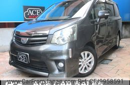 toyota noah 2011 -TOYOTA--Noah DBA-ZRR70W--ZRR70-0452289---TOYOTA--Noah DBA-ZRR70W--ZRR70-0452289-