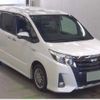 toyota noah 2016 CFJ1702790 image 4