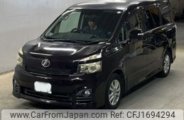 toyota voxy 2010 CFJ1694294