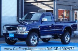 toyota hilux 2004 GOO_JP_700060001230250607005