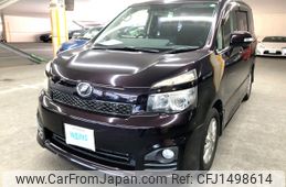 toyota voxy 2011 CFJ1498614