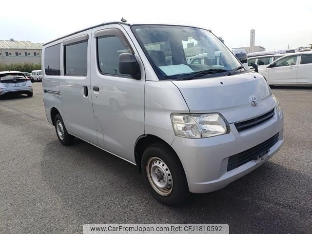 toyota townace-van 2018 CFJ1810592 image 2