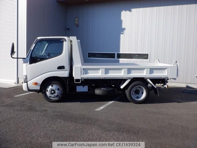hino dutro 2024 CFJ1639324 image 2