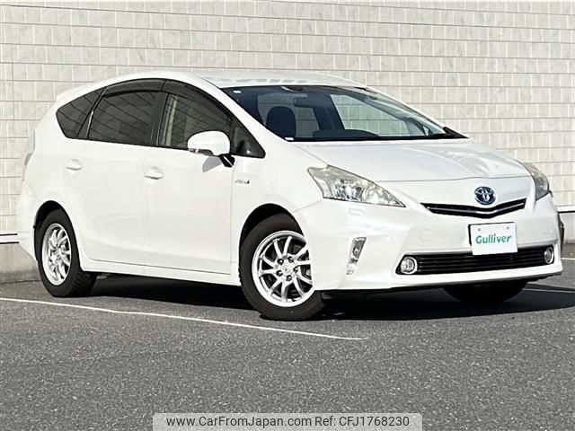 toyota prius-α 2012 CFJ1768230 image 1