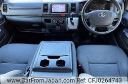 toyota hiace-van 2015 504928-924717