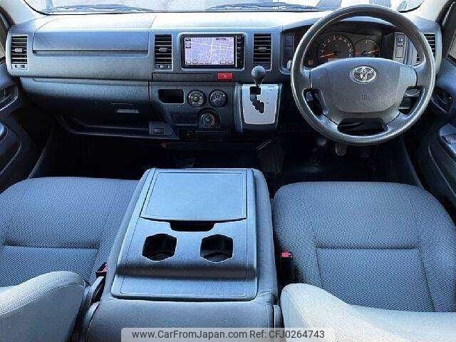 toyota hiace-van 2015 504928-924717 image 1