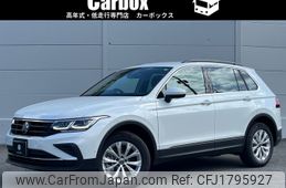 volkswagen tiguan 2024 CFJ1795927