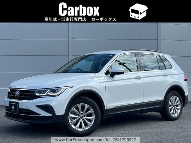 volkswagen tiguan 2024 CFJ1795927 image 1