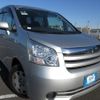 toyota noah 2008 REALMOTOR_Y2025010010F-21 image 2