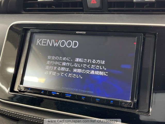 nissan kix 2021 CFJ1568629 image 2