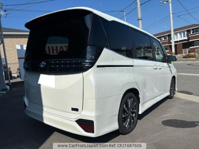 toyota voxy 2025 CFJ1687606 image 2