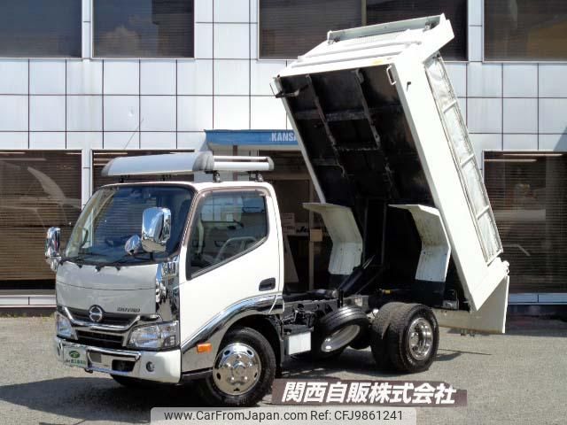 hino dutro 2018 GOO_NET_EXCHANGE_0700192A30240605W001 image 1