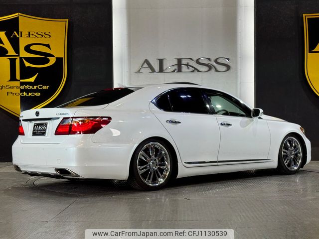 lexus is 2010 CARSENSOR_JP_AU6327622715 image 2