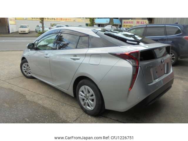toyota prius 2018 -TOYOTA--Prius DAA-ZVW50--ZVW50-6095145---TOYOTA--Prius DAA-ZVW50--ZVW50-6095145- image 2