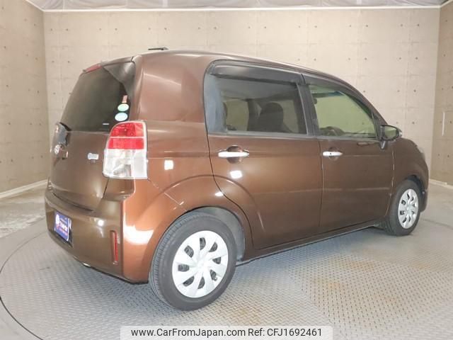 toyota spade 2012 CFJ1692461 image 2