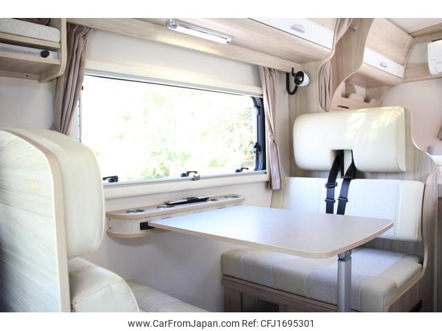 toyota camroad 2023 CFJ1695301 image 2