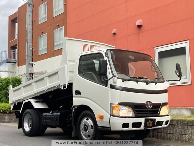 toyota dyna-truck 2010 GOO_NET_EXCHANGE_0400399A30250424W001 image 2