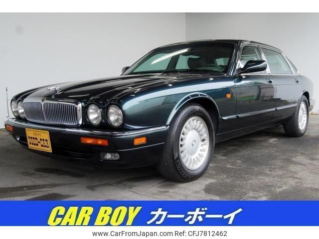jaguar-sovereign-1997-4769-car_c5e97aaa-2ede-490b-b64c-01d50f671f1a
