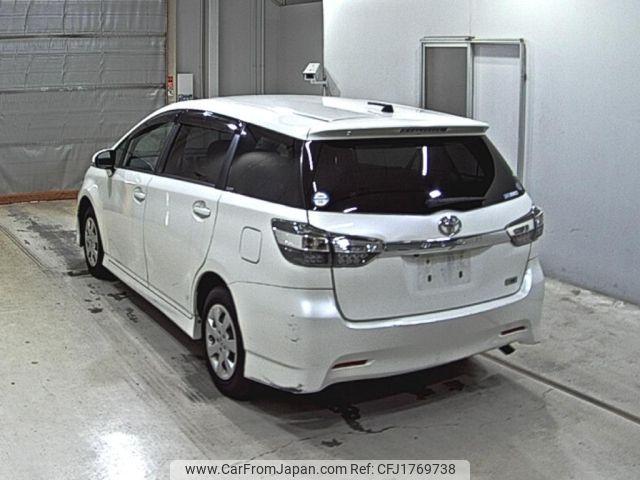 toyota wish 2013 CFJ1769738 image 2