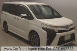 toyota voxy 2018 CFJ1692223