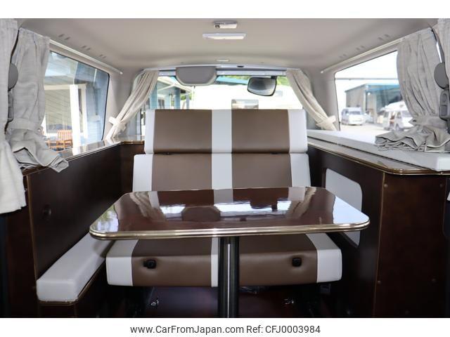 nissan nv350-caravan-van 2017 GOO_JP_700070848530240712001 image 2