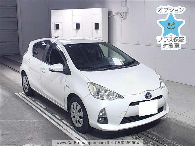 toyota aqua 2013 -TOYOTA 【大阪 504ﾂ611】--AQUA NHP10-6148803---TOYOTA 【大阪 504ﾂ611】--AQUA NHP10-6148803- image 1