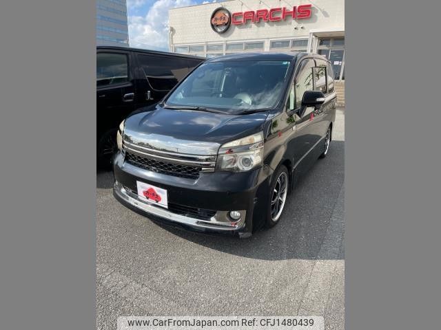 toyota voxy 2010 CFJ1480439 image 1