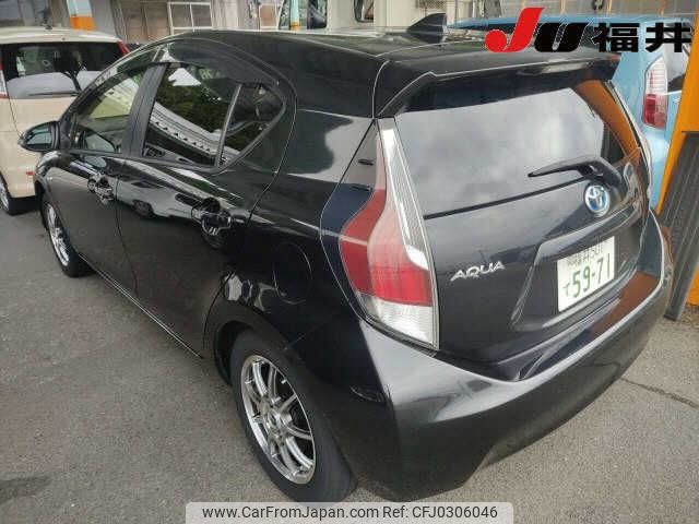 toyota aqua 2015 -TOYOTA 【福井 501ﾃ5971】--AQUA NHP10--6411962---TOYOTA 【福井 501ﾃ5971】--AQUA NHP10--6411962- image 2