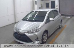 toyota vitz 2018 CFJ1713150