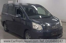 toyota noah 2013 -TOYOTA--Noah DBA-ZRR70G--ZRR70G-0538975---TOYOTA--Noah DBA-ZRR70G--ZRR70G-0538975-