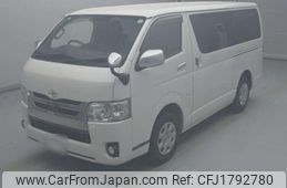 toyota regiusace-van 2020 CFJ1792780