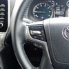 toyota land-cruiser-prado 2020 25431701 image 31