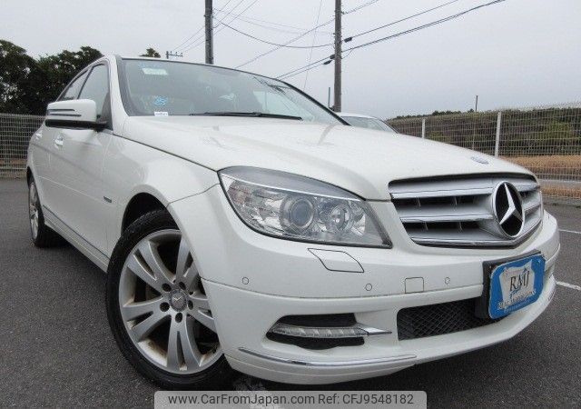 mercedes-benz c-class 2011 REALMOTOR_Y2024020221F-12 image 2