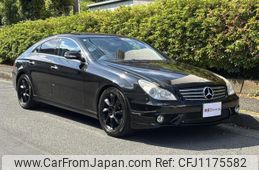 mercedes-benz cls-class 2006 GOO_JP_700957066030250521001