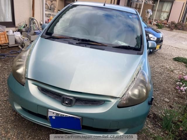 honda fit 2002 -HONDA--Fit LA-GD1--GD1-1107793---HONDA--Fit LA-GD1--GD1-1107793- image 1