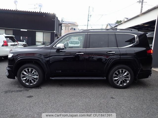 toyota land-cruiser 2023 CFJ1841391 image 2