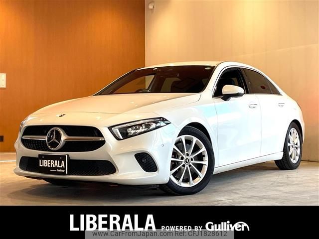 mercedes-benz a-class 2019 CFJ1828612 image 1
