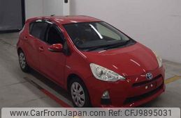 toyota aqua 2014 -TOYOTA--AQUA NHP10-6270502---TOYOTA--AQUA NHP10-6270502-