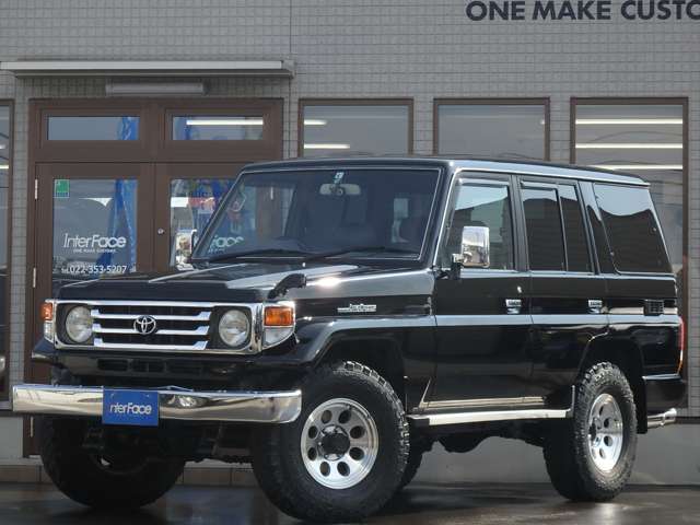 1995 Toyota Land Cruiser 70 HZJ77V 4WD - Car Price $28,377