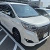 toyota esquire 2018 CFJ1598480 image 2