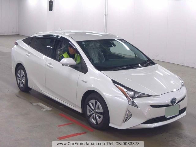 toyota prius 2018 quick_quick_DAA-ZVW55_ZVW55-8064954 image 1