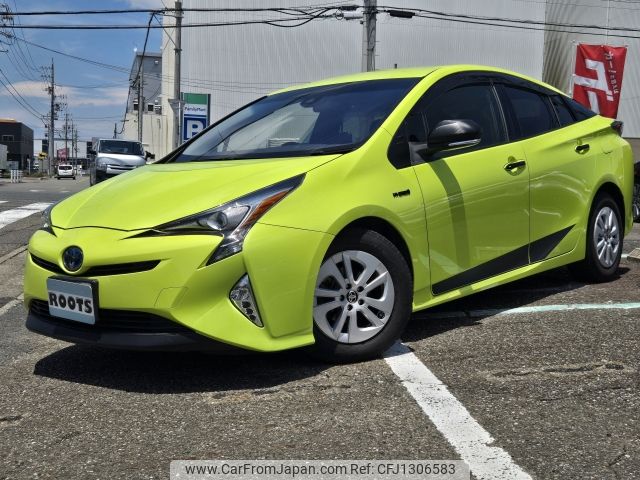 toyota prius 2015 -TOYOTA--Prius DAA-ZVW50--ZVW50-8002035---TOYOTA--Prius DAA-ZVW50--ZVW50-8002035- image 1