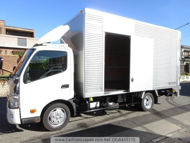 toyota dyna-truck 2011 GOO_NET_EXCHANGE_0200468A30241102W002 image 2