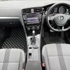 volkswagen golf-variant 2016 quick_quick_DBA-AUCJZ_WVWZZZAUZGP617808 image 2