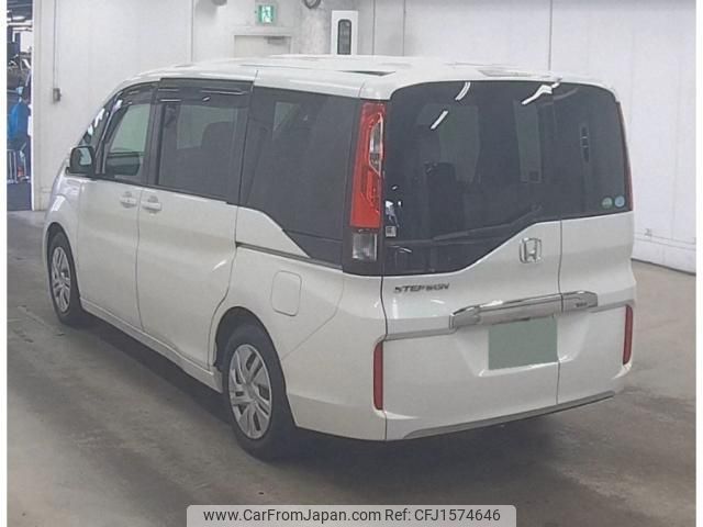 honda stepwagon 2015 CFJ1574646 image 2