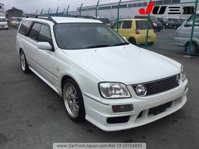 Nissan stagea 2000